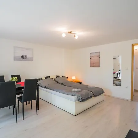 Zigzag Daire Siofok